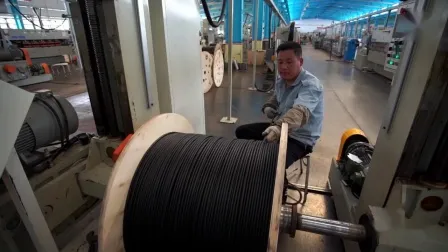 Câble optique G652D monomode 144 fibres GYFT a pour conduit aérien fabriqué en Chine